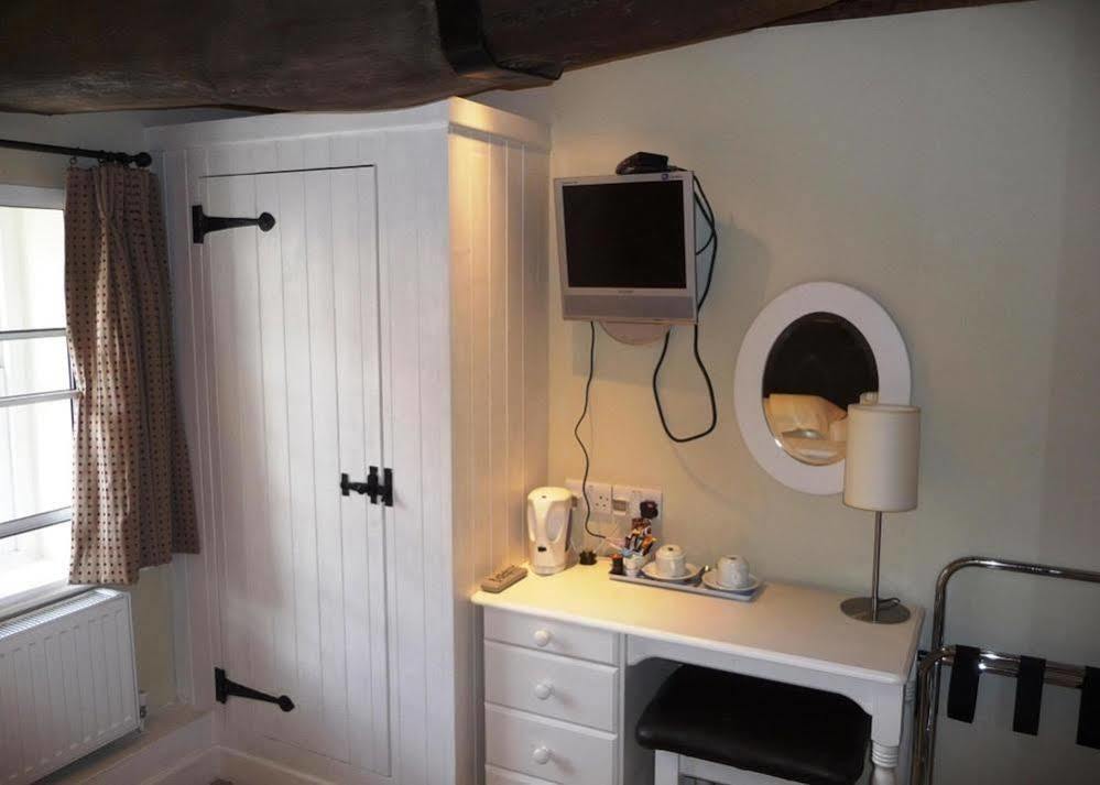 The George Inn Lower Brailes Buitenkant foto